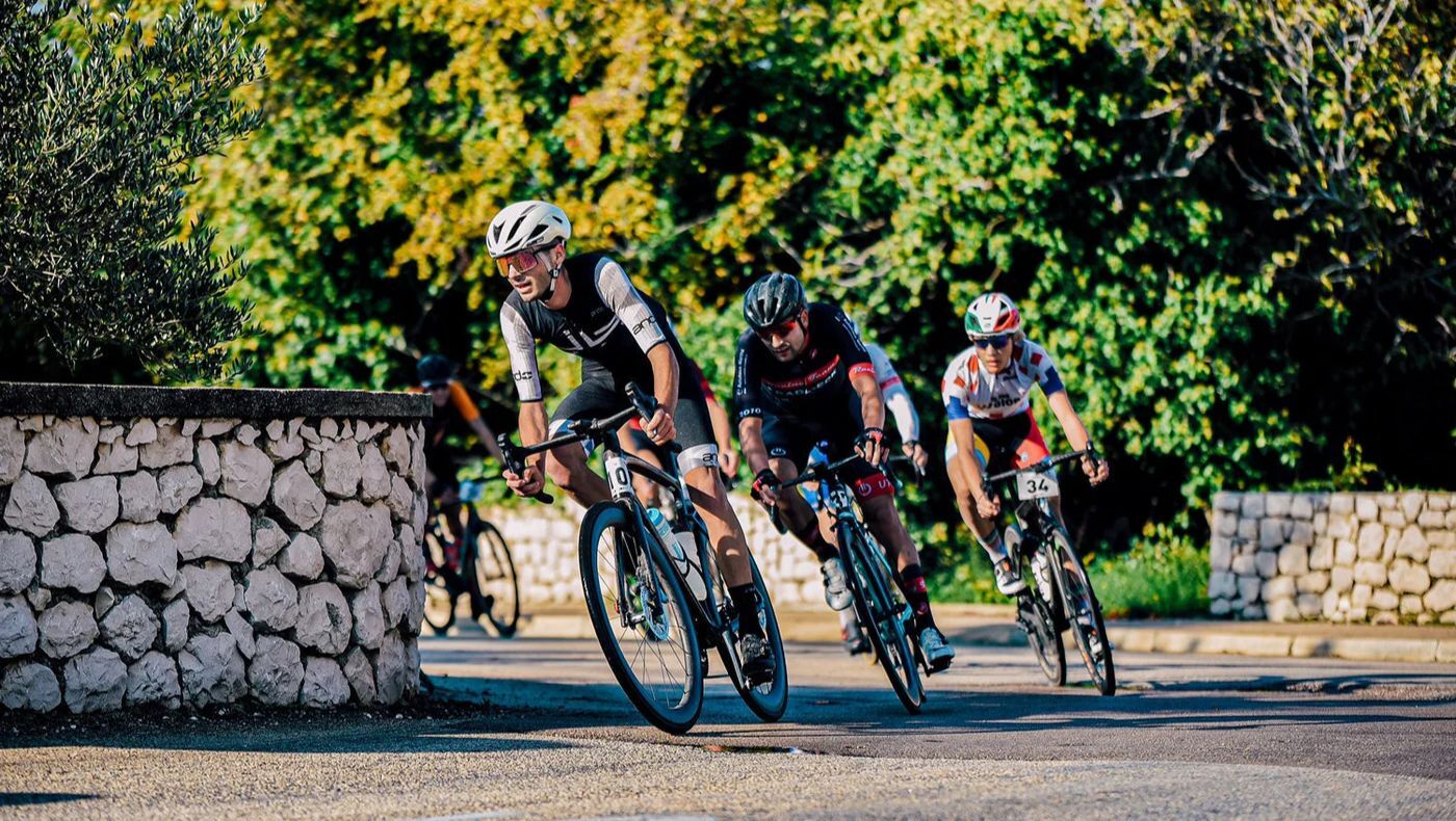 Evolucija prosječne brzine profesionalnih biciklista